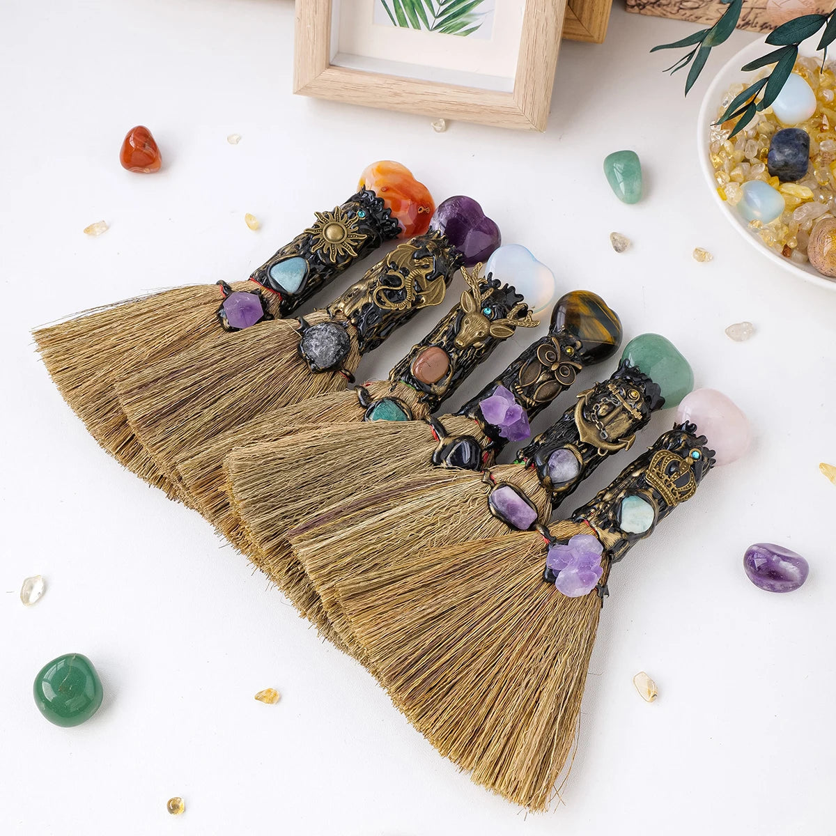 1PC Natural Crystal Heart Shaped Magic Broom Quartz Witch Broom Reiki Gemstone For Cleansing Healing Fengshui