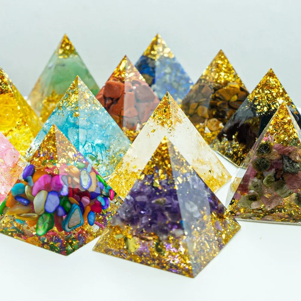1.18in Natural Crystal Pyramid Energy Generator Quartz Amethyst Reiki Healing Crystal Chakra Pyramid Meditation Tool Home Decor