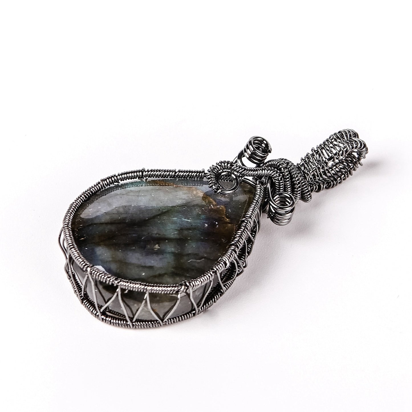 Natural Crystal Flash Labradorite Irregular Stones Hemming Winding Pendant Gun Black Metal Healing Reiki Jewelry DIY Necklace