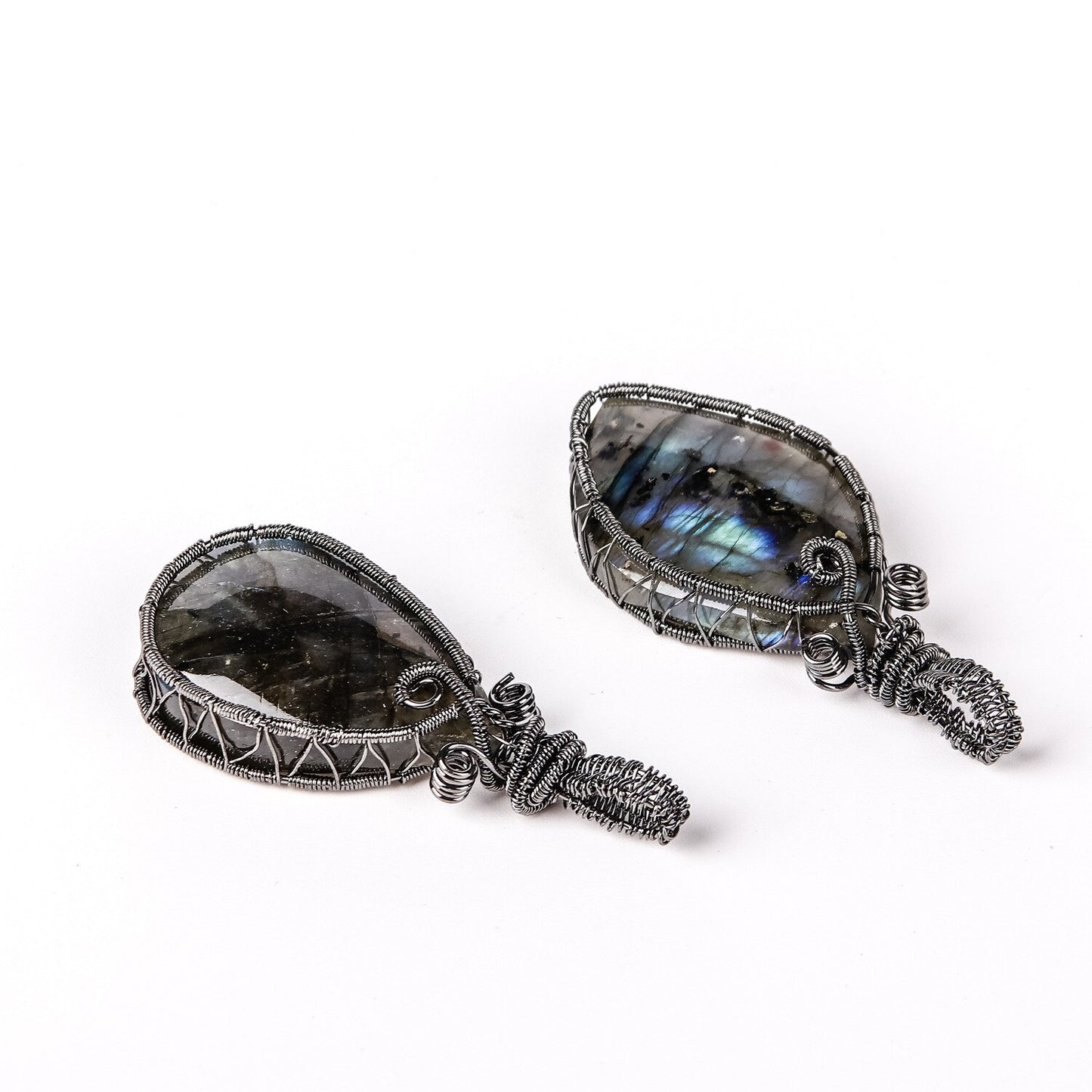 Natural Crystal Flash Labradorite Irregular Stones Hemming Winding Pendant Gun Black Metal Healing Reiki Jewelry DIY Necklace